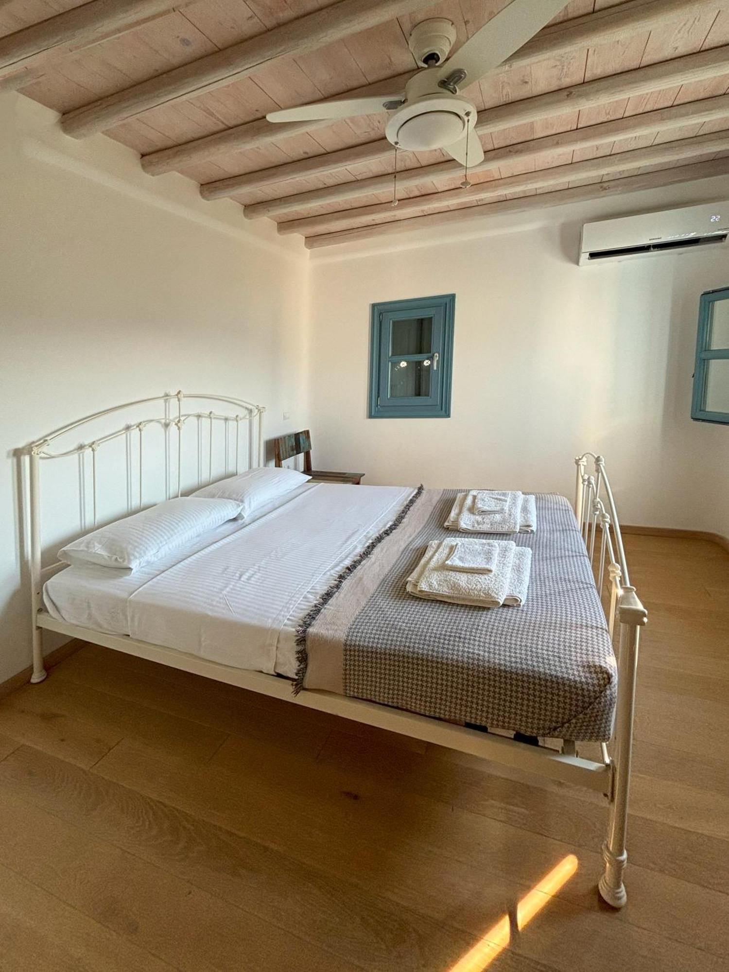 Almyra Yellow Villa Kíthnos Exterior photo